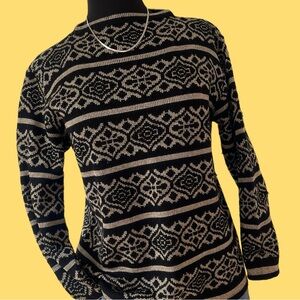 Vintage abstract sweater black gold metallic